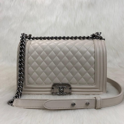 CHNL BOY HAKİKİ DERİ ORTA BOY KIRIK BEYAZ