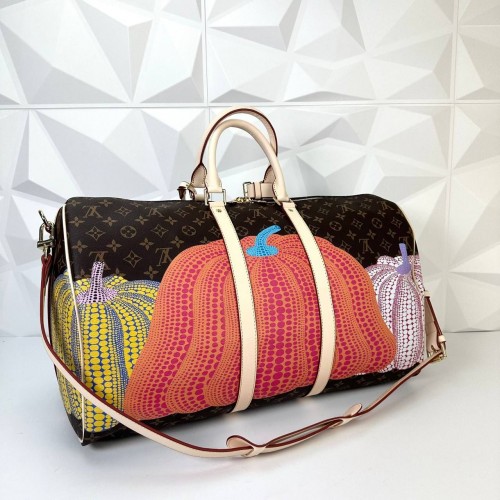 LOUİS VUİTTON XYK KEEPALL BANDOULİER CLASSİC