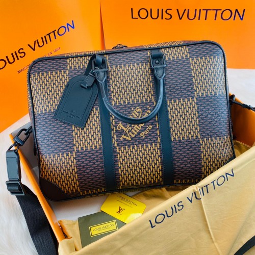 LOUİS VUİTTON PORTE VOYAGE OVER SİZE