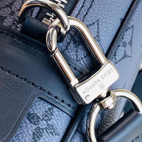 LOUİS VUİTTON PORTE VOYAGE ECLİPSE LİMİTED