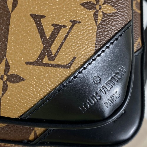 LOUİS VUİTTON LV² COLLECTİON TRİO MULTİ POSTACİ CLASSİC