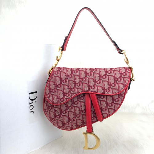 CHRİSTİAN DİOR OBLİQUE SADDLE BAG RED